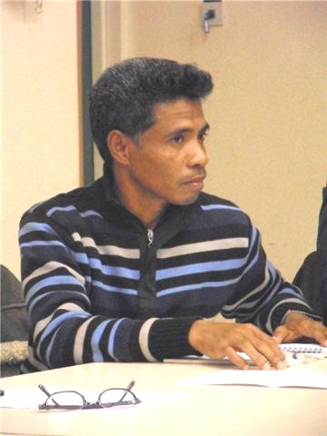 Joao Pinto (Timor Oriental) partenaire du CCFD
Rappel des ressources du pays : ptrole et bois de Santal
Absence d'industries de transformation
Tentatives d'ingrence de l'Indonsie (en particulier).
Le niveau de vie des habitants est extrmement bas